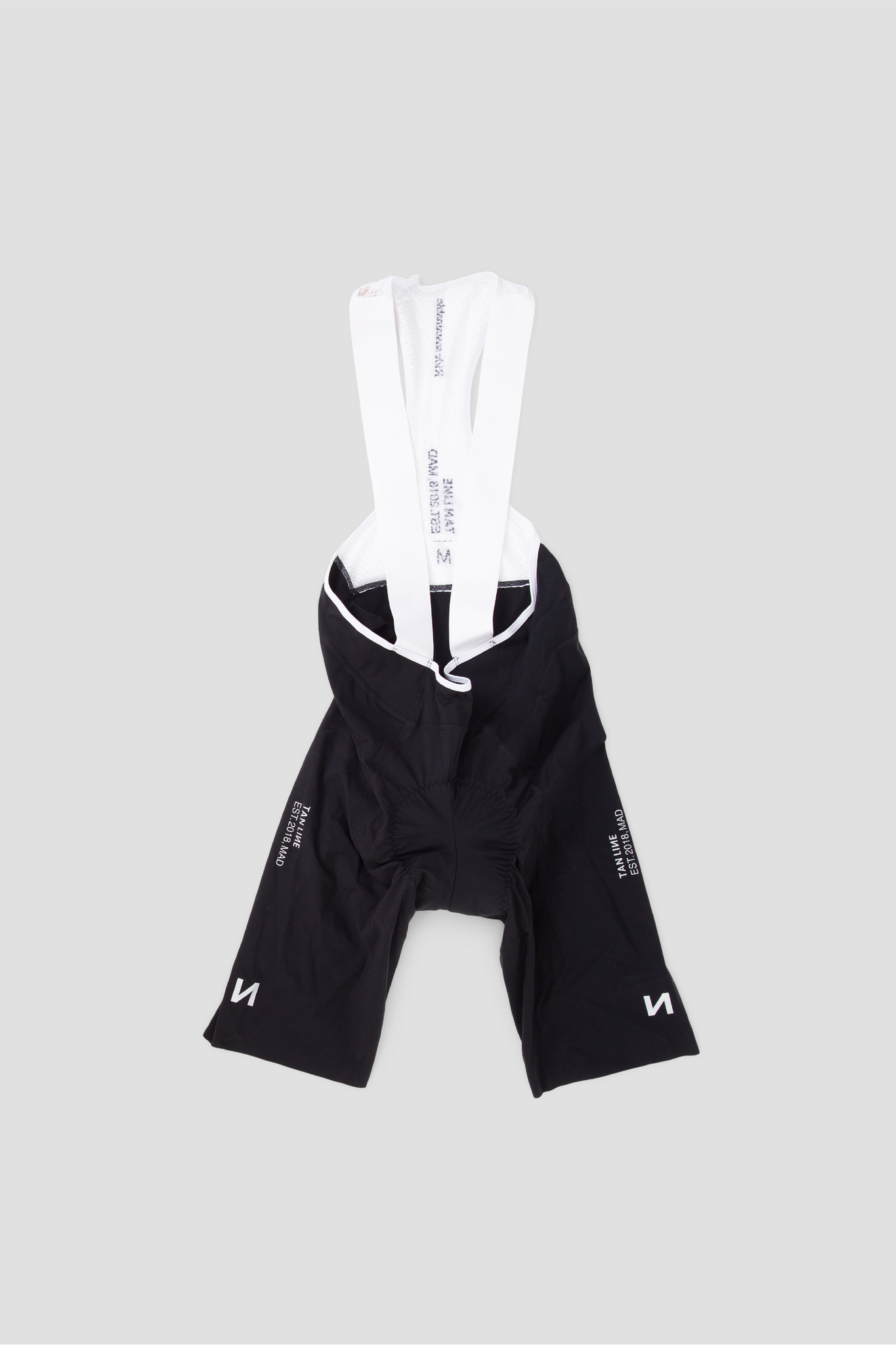 Pristine seamless Bib shorts ~ Black