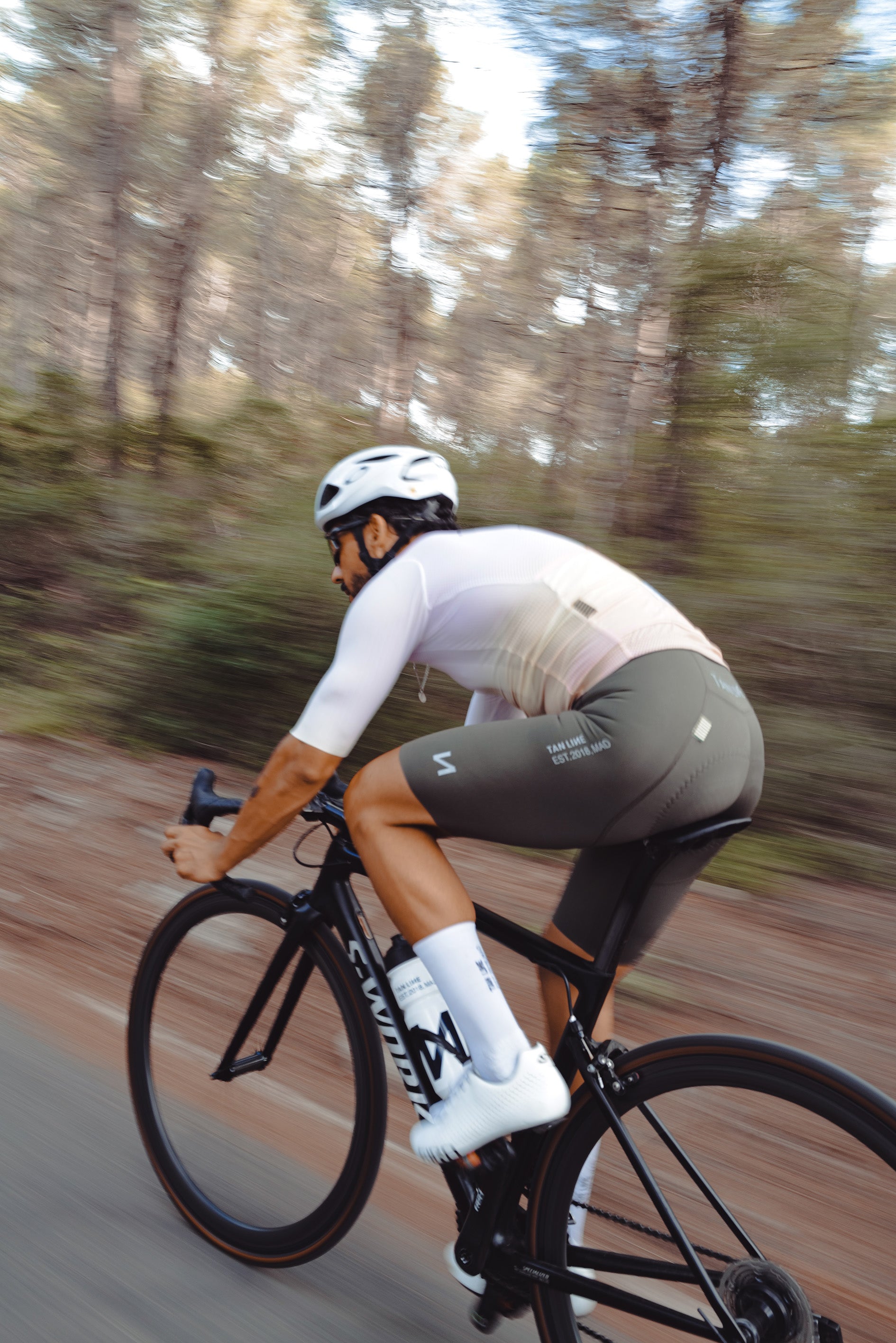 Pristine seamless Bib shorts Olive green – Tanline